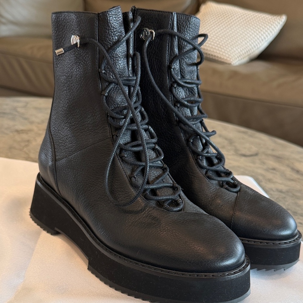 Jimmy Choo Haysley Flat Leather Ankle Boots In Black